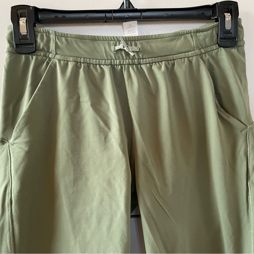 Girls Iviva / Lululemon Athletic Pants / Joggers